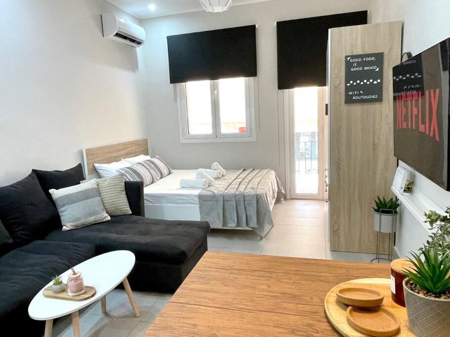 Urban Loft Downtown At Zakinthos Centre Apartamento Zakynthos Town Exterior foto